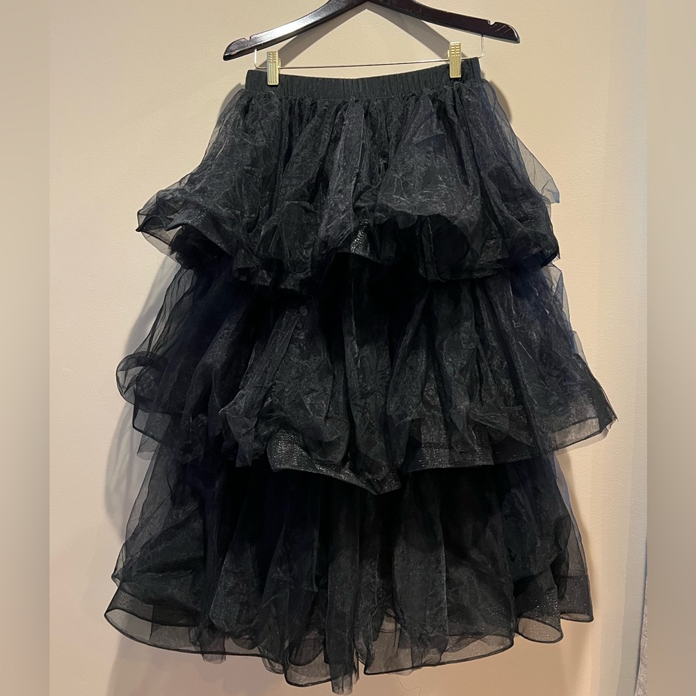 Beulah Black Ruffled Skirt